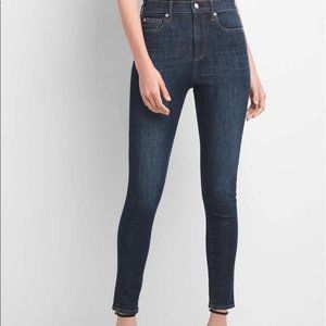 GAP High Rise Skinny Jeans (31 R)